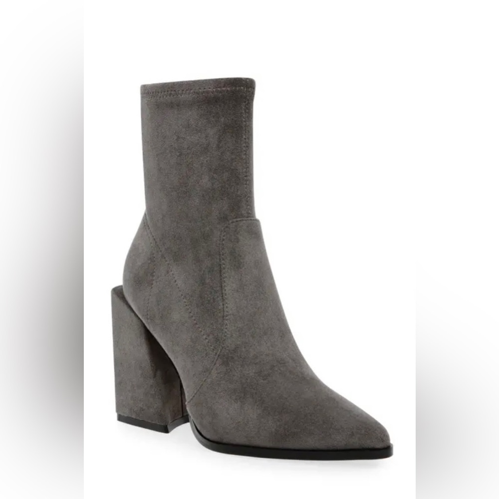 Steven new york taite Pointed Toe BootieSTEVEN NEW YORK size 6 new